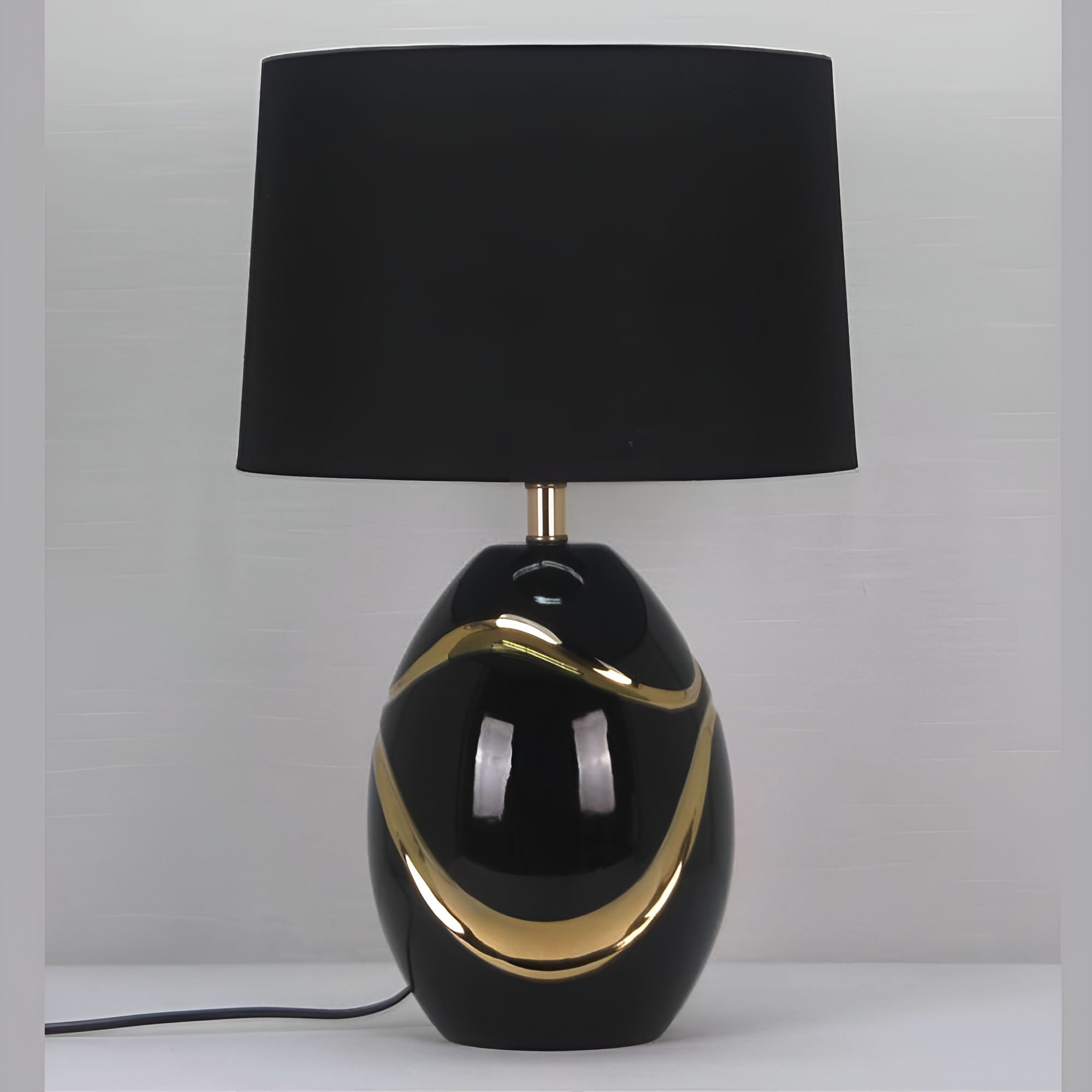 Black Finish With Black top Table Lamp